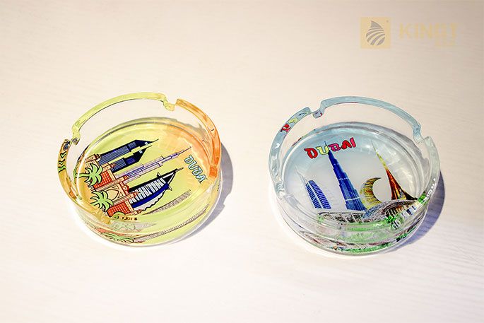 UV printing on glass surface