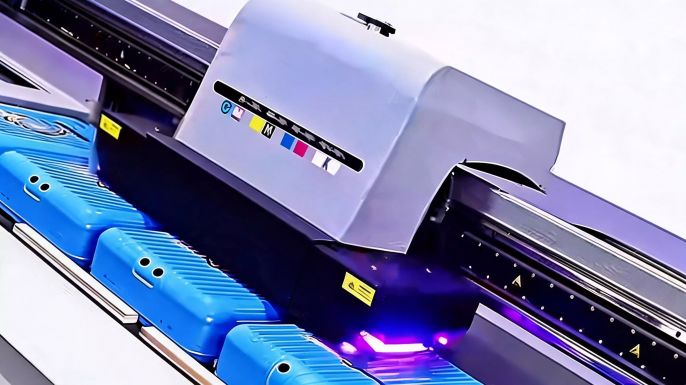 UV Flatbed Printing Machine Creates Premium Micro-Embossed Effects on Luggage